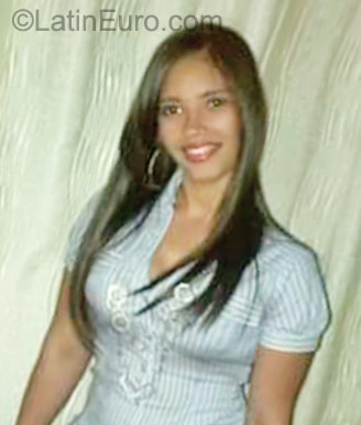 Date this young Dominican Republic girl Magnolia from Santiago DO23024