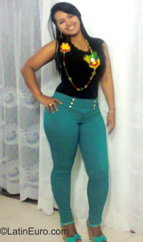 Date this cute Colombia girl Leidi from Barranquilla CO17891