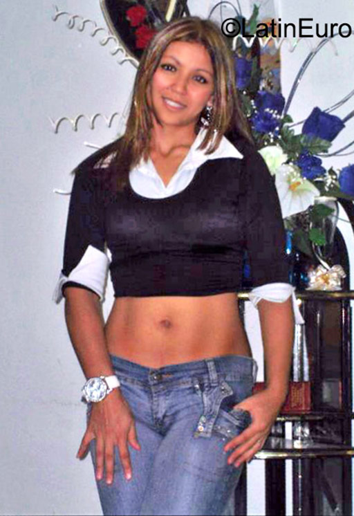Date this sensual Colombia girl Patricia from Bogota CO17913