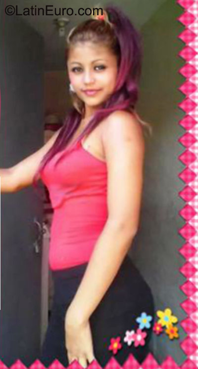 Date this beautiful Honduras girl Joana from Tegucigalpa HN1682