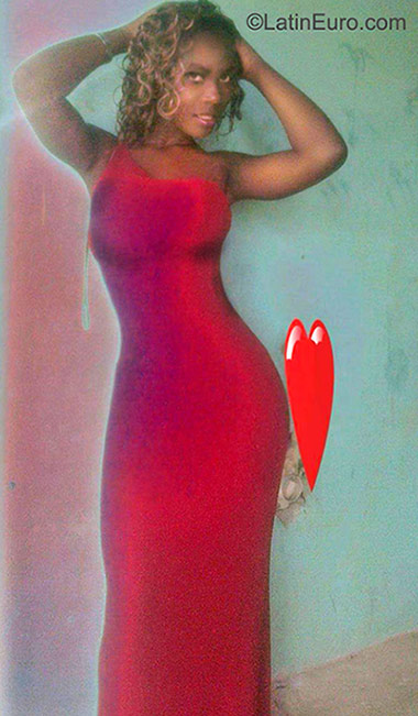 Date this hard body Dominican Republic girl Yanet from La Romana DO23257