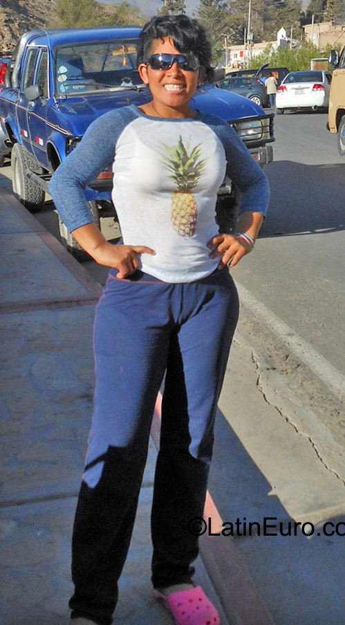 Date this exotic Peru girl Maritza from Tacna PE1073