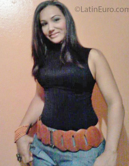 Date this funny Dominican Republic girl Maria from Santo Domingo DO24666