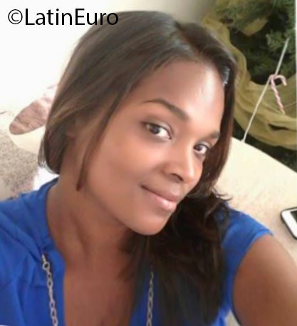 Date this attractive Dominican Republic girl Maria from Santiago DO24687