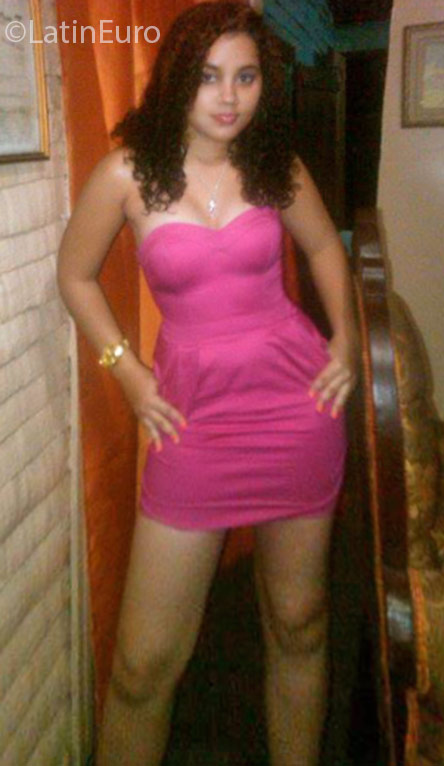 Date this delightful Dominican Republic girl Laura from Santo Domingo DO24796
