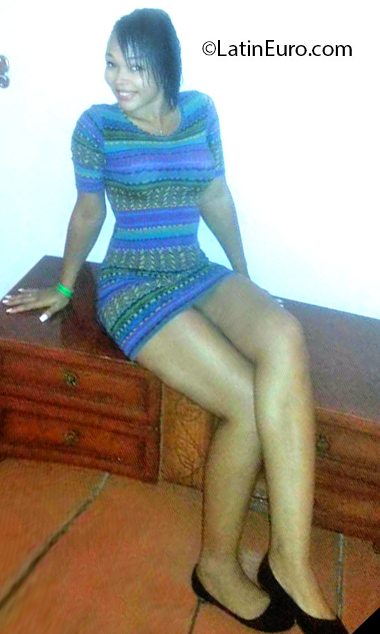 Date this exotic Dominican Republic girl Abigail from Santiago DO24829