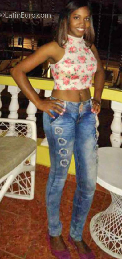 Date this beautiful Dominican Republic girl Estephany from La Romana DO24979