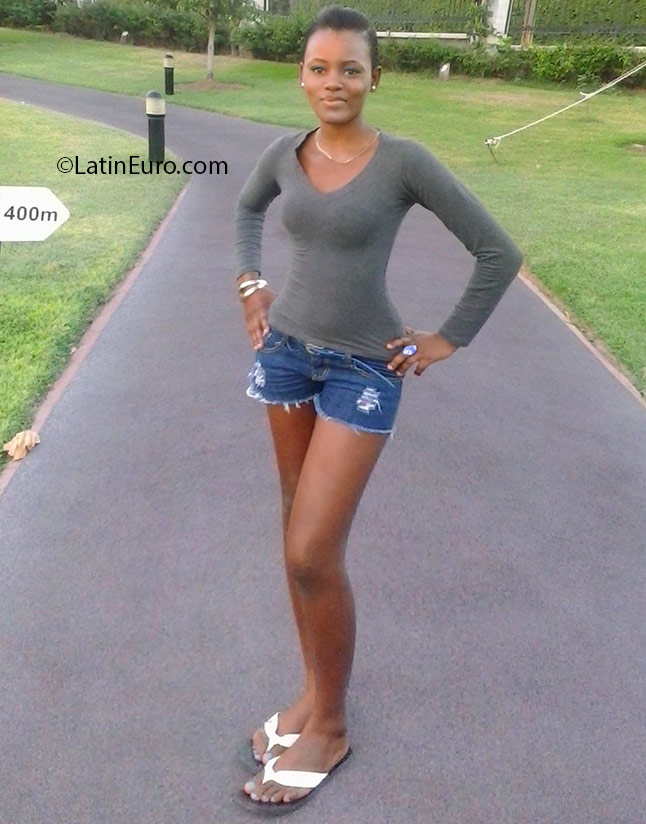 Date this passionate Jamaica girl Abbie from Montego bay JM2272