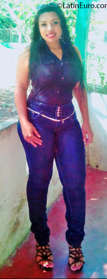Date this passionate Honduras girl Karen from La Ceiba HN2107