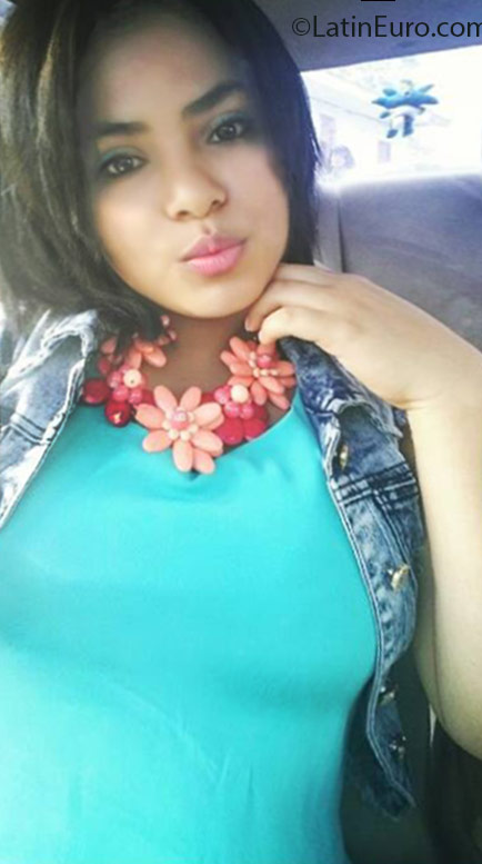 Date this young Honduras girl Vani from San Pedro Sula HN2111