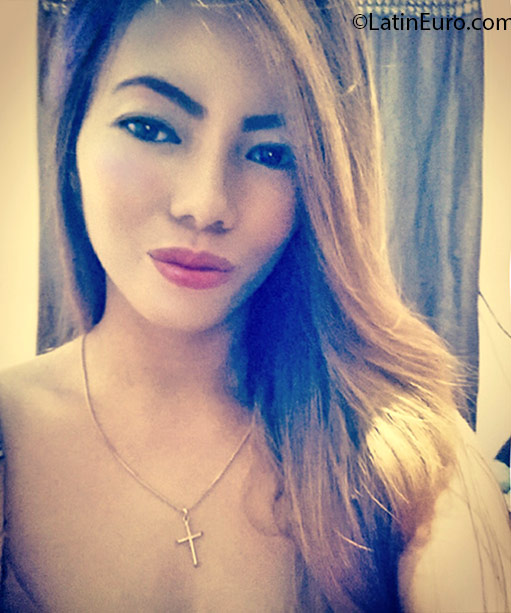 Date this good-looking Philippines girl Jemalin from Bacoor PH899