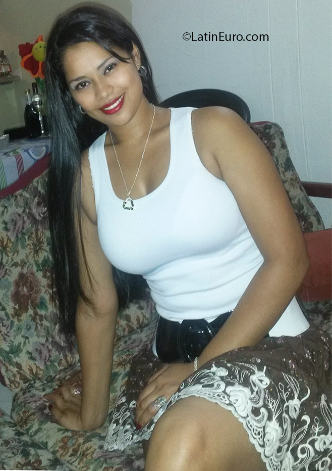Date this young Panama girl Dunia from Panama City PA982