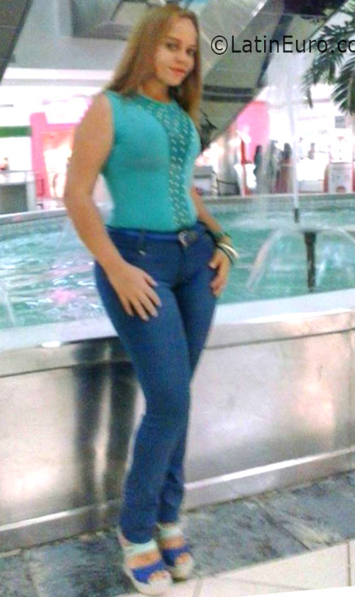 Date this young Dominican Republic girl Yulisa from Santiago DO26052