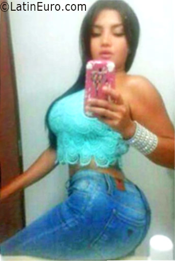 Date this georgeous Colombia girl Lia from Medellin CO19066