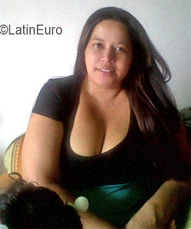 Date this cute Colombia girl Gordi from Medellin CO19179
