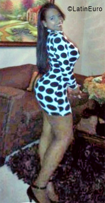 Date this passionate Dominican Republic girl Yesel from Santiago DO26588