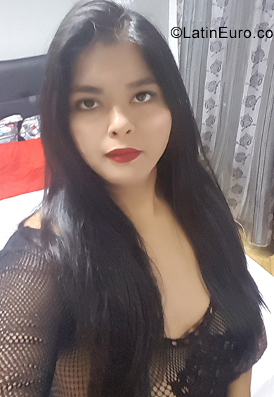 Date this hot Spain girl Camila from Madrid ES349