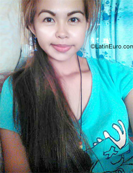 Date this stunning Philippines girl Germedita from Cebu City PH931