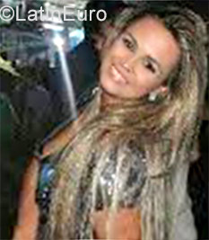 Date this stunning Brazil girl Rachel from Curitiba BR9852