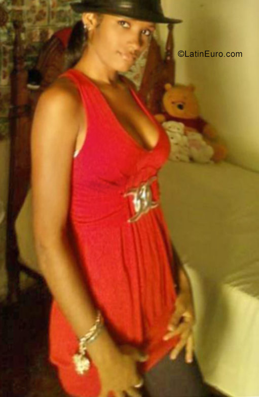 Date this beautiful Dominican Republic girl Ana elizabeth from La Vega DO27099