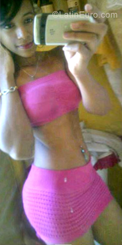Date this young Dominican Republic girl Chesmil from Bonao DO27162