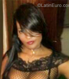 Date this foxy Dominican Republic girl Luz from Santo Domingo DO27199
