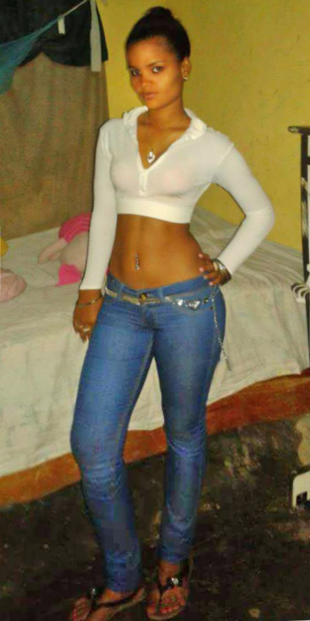 Date this happy Dominican Republic girl Cresauryis from Santo Domingo DO27270