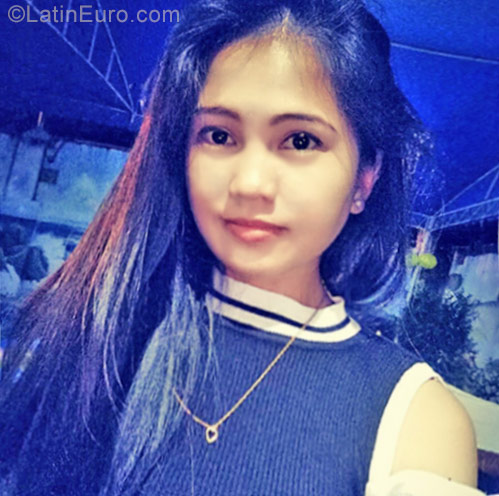 Date this funny Philippines girl Chacha from Bacolod City PH946