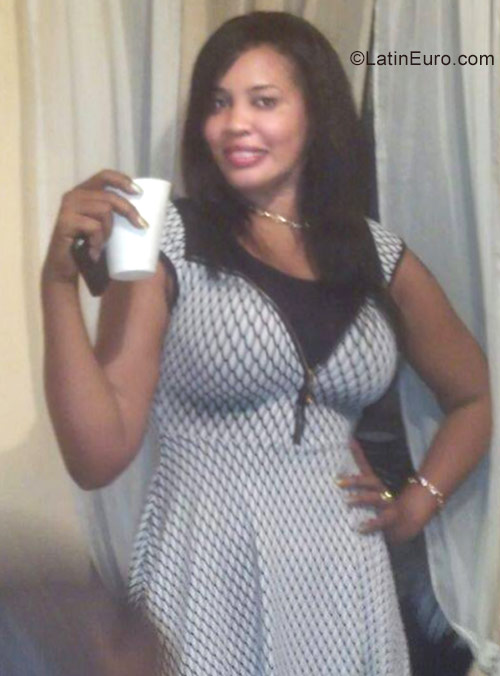 Date this young Dominican Republic girl Felisa from Santo Domingo DO27531