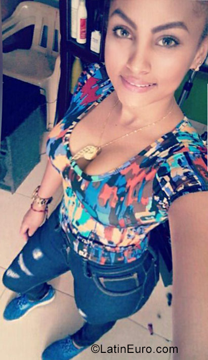 Date this young Dominican Republic girl Lilbeth from Santiago DO27754