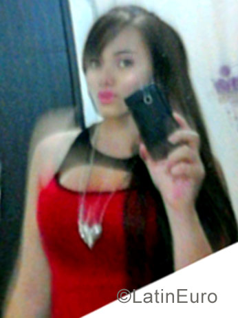 Date this happy Colombia girl Andrea from Pereira CO20869