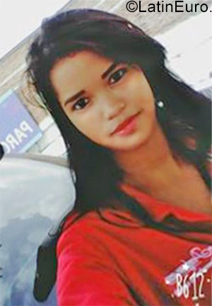 Date this happy Colombia girl Tanjha from Bogota CO20899