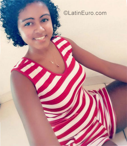 Date this passionate Brazil girl Wellny from Fortaleza BR10024