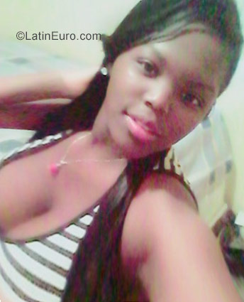 Date this passionate Dominican Republic girl Berenise from San Cristobal DO28664