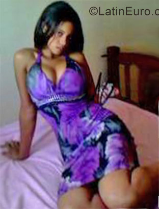 Date this cute Dominican Republic girl Jennifer from Santo Domingo DO29337
