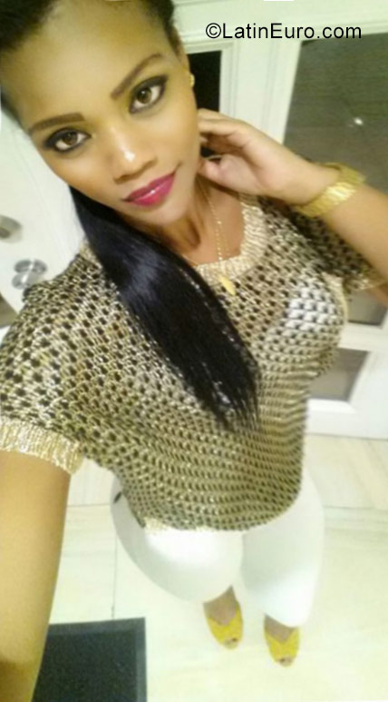 Date this nice looking Dominican Republic girl Lissete from Puerto Plata DO29585