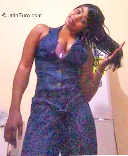 Date this passionate Jamaica girl Sandra from Montego Bay JM2476