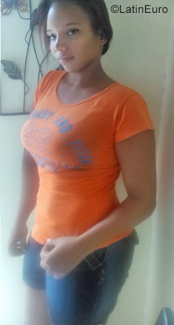 Date this young Dominican Republic girl Damaris from Puerto Plata DO29762