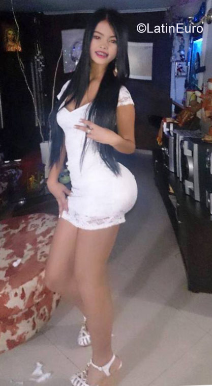 Date this hard body Colombia girl Anpiao from Manizales CO22077