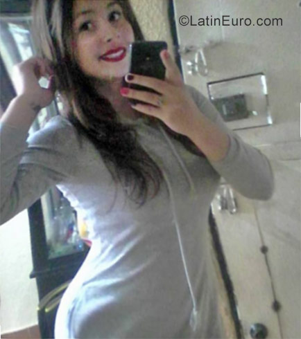 Date this athletic Colombia girl Brigeth from Bogota CO22258