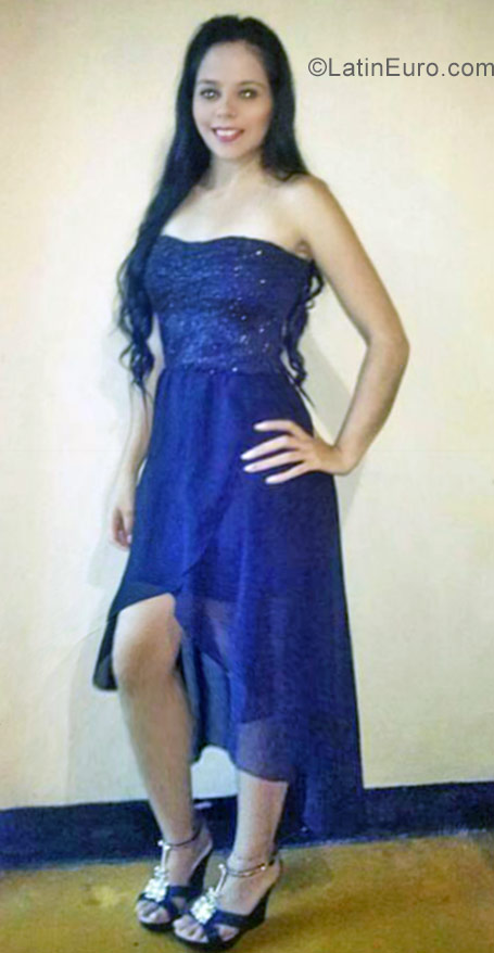 Date this charming Colombia girl Diana from Pereira CO23042