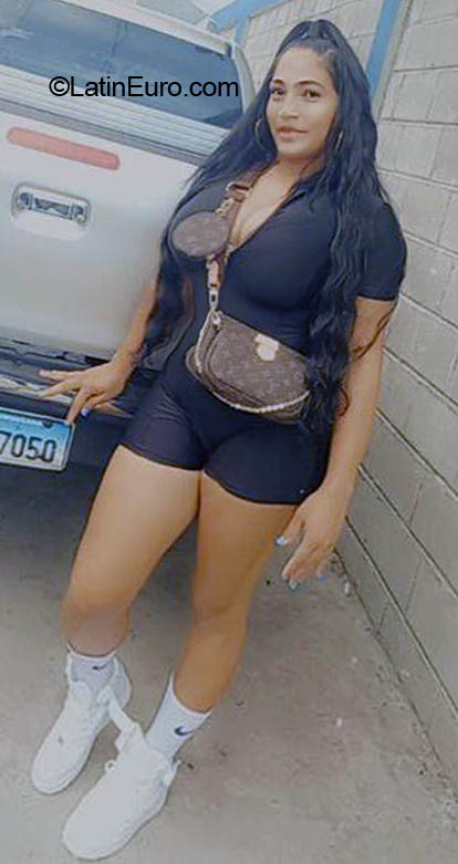 Date this charming Dominican Republic girl Yulissa from Puerto Plata DO41025