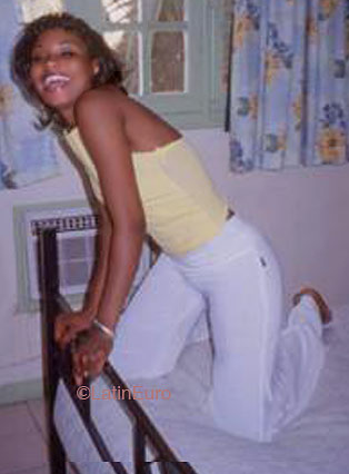 Date this athletic Any Country girl Georgia from  A9694