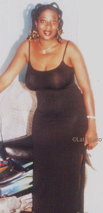 Date this young Faso girl Raissa> from Ouagadougou A9884
