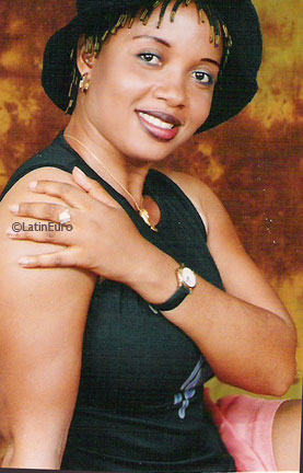 Date this charming Ivory Coast girl Ama from  A9923