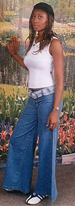 Date this attractive Gabon girl Gerda from  A9987