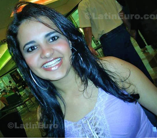 Date this voluptuous Brazil girl Daiane from Hortolandia BR3861