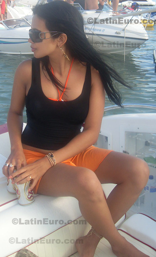Date this athletic Brazil girl Adrielma from Belem B-13