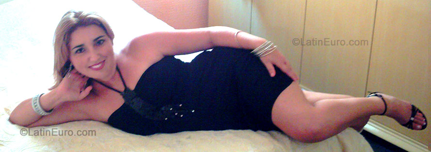 Date this fun Brazil girl Patricia from Piracicaba B-198