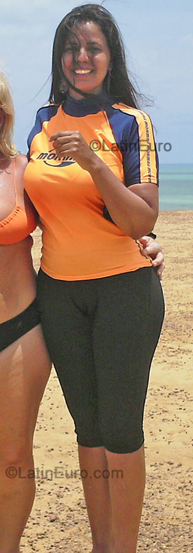 Date this hot Brazil girl Andrea from Sao Paulo BR4092